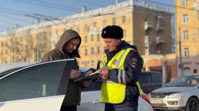 В Барнауле более 60 водителей оштрафовали за тонировку - Новости Барнаула и не только, 16.03.2026