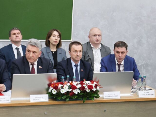 Глава Воронежа Сергей Петрин посетил ученый совет в память о профессоре Игоре Есауленко - Воронежские новости, 19.03.2026