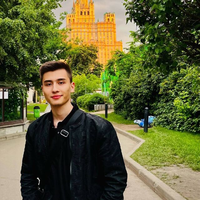 Шесть месяцев семья ищет парня, который пропал в Екатеринбурге Шесть месяцев семья ищет парня, который пропал в Екатеринбурге - СВЕТ💡Екатеринбург, 16.04.2026