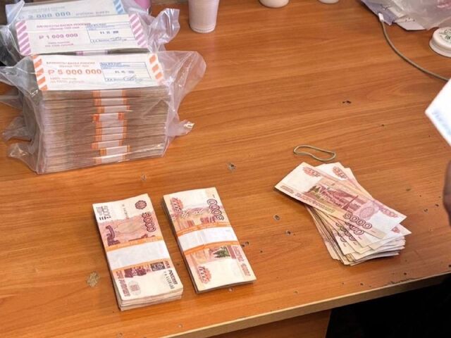 23-летний житель Ростовской области похитил у вдовы участника СВО из Краснодарского края более 4 млн рублей под предлогом получения государственной награды. - Краснодар | Телетайп, 14.05.2026
