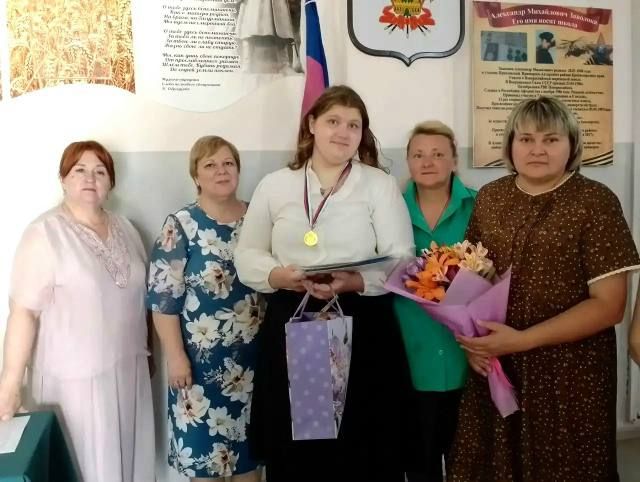 В кубанской школе провели выпускной для одной ученицы - Краснодар | Телетайп, 28.06.2026