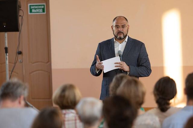 Константин Шестаков встретился с жителями Первореченского района - Пресс-поток - Приморье24 Информационное агентство, последние новости Владивостока и Приморского края, 15.09.2023