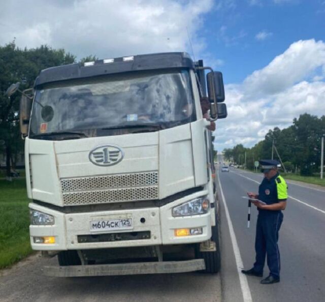 Более 7 тысяч водителей фур наказали за проезд по Некрасовскому путепроводу - Пресс-поток - Приморье24 Информационное агентство, последние новости Владивостока и Приморского края, 14.09.2024