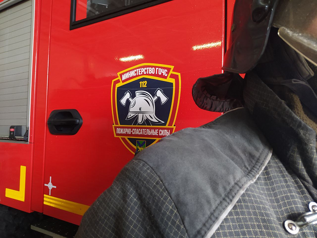 Торговый павильон полыхал вечером в четверг в Партизанске - Пресс-поток - Приморье24 Информационное агентство, последние новости Владивостока и Приморского края, 09.05.2025