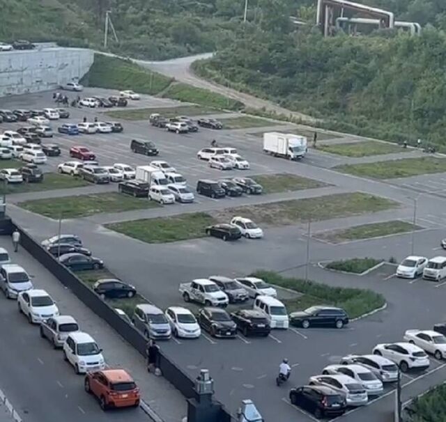 Подростки на скутерах жестоко избили пенсионера во Владивостоке - Пресс-поток - Приморье24 Информационное агентство, последние новости Владивостока и Приморского края, 07.07.2025
