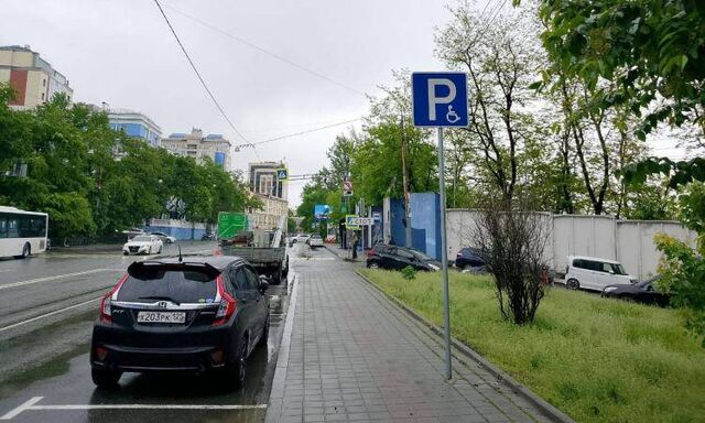 353 дорожных знаков установили на улицах Владивостока - Пресс-поток - Приморье24 Информационное агентство, последние новости Владивостока и Приморского края, 11.07.2025