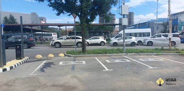 Платная парковка доступна для автомобилистов на ул. Шуйская во Владивостоке - Пресс-поток - Приморье24 Информационное агентство, последние новости Владивостока и Приморского края, 15.09.2025