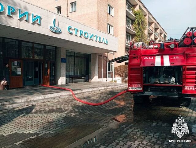 Женщину спасли из лифта горящего санатория во Владивостоке Женщину спасли из лифта горящего санатория во Владивостоке - Пресс-поток - Приморье24 Информационное агентство, последние новости Владивостока и Приморского края, 31.10.2025