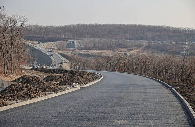 Выезд с Зеленого бульвара на объездную во Владивостоке откроют в декабре Выезд с Зеленого бульвара на объездную во Владивостоке откроют в декабре - Пресс-поток - Приморье24 Информационное агентство, последние новости Владивостока и Приморского края, 13.11.2025