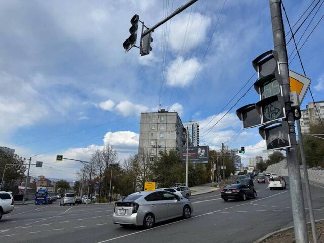 Светофор в районе Третьей Рабочей во Владивостоке заработает по новому - Пресс-поток - Приморье24 Информационное агентство, последние новости Владивостока и Приморского края, 19.11.2025