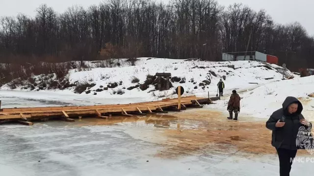 В Нижегородской области заработала ледовая переправа через Суру - Новости Нижнего Новгорода и Нижегородской области - NewsNN, 27.01.2025