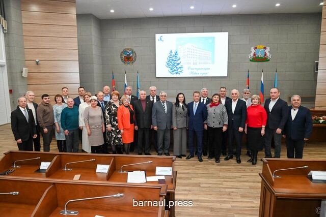 В Барнауле прошла предновогодняя встреча с представителями институтов гражданского общества - Вечерний Барнаул, 21.12.2024