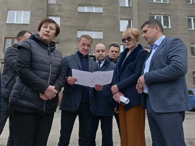 27 дворовых территорий обустроят в Барнауле в рамках нацпроекта «Инфраструктура для жизни» - Вечерний Барнаул, 30.05.2025