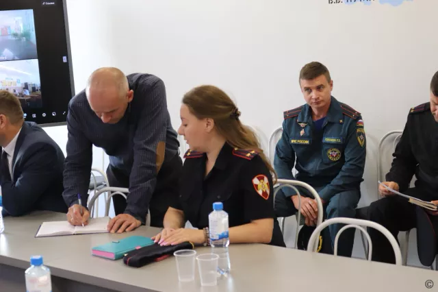 В барнаульских школах проходят антитеррористические учения - Вечерний Барнаул, 01.09.2025