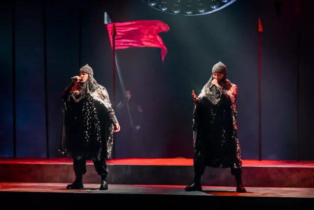 Игра престолов по-древнерусски: в театре кукол «Сказка» поставили поэму о военном походе - Вечерний Барнаул, 04.11.2025