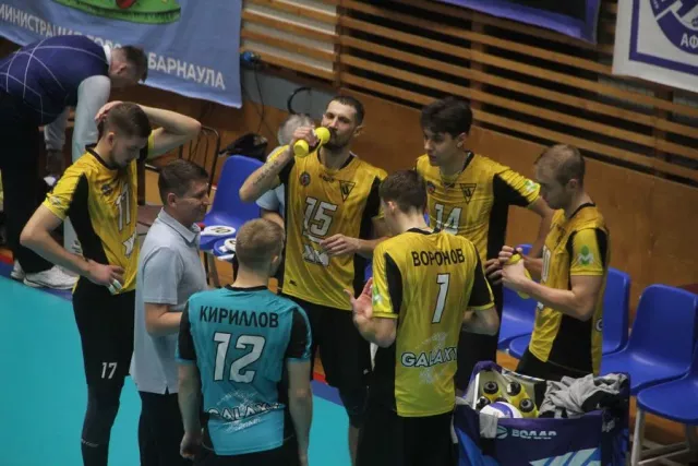 Надо потерпеть: барнаульский «Университет» пытается стабилизировать игру Надо потерпеть: барнаульский «Университет» пытается стабилизировать игру - Вечерний Барнаул, 19.11.2025