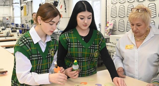 В Барнауле провели фестиваль ремёсел и услуг - Вечерний Барнаул, 08.03.2026