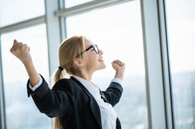 В начале мая у жителей России будет короткая рабочая неделя - Вечерний Барнаул, 20.04.2026