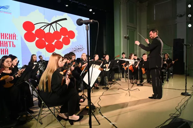 Творческие коллективы и солисты Барнаула представили культурное многообразие нашего региона - Вечерний Барнаул, 22.04.2026