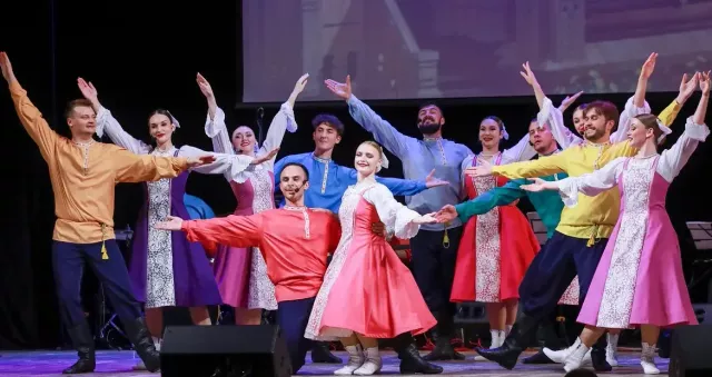 Творческие коллективы из Луганска побывали с гастролями в Барнауле - Вечерний Барнаул, 28.04.2026