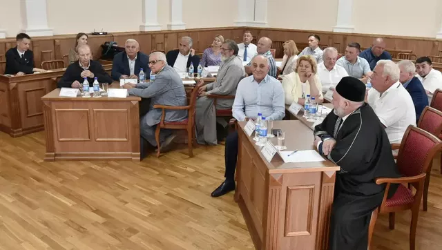 В Барнауле сформировали состав Общественной палаты города нового созыва В Барнауле сформировали состав Общественной палаты города нового созыва - Вечерний Барнаул, 23.07.2026