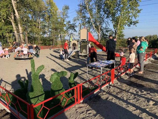 В Барнауле появилась новая детская площадка и обновлённая зелёная зона - Вечерний Барнаул, 09.09.2026