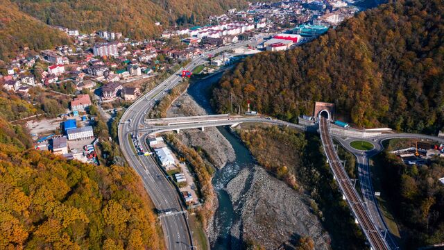 Трасса Джубга – Сочи названа в числе дорог с самыми тяжелыми ДТП - Sochi24.tv – сочинский городской интернет-портал, 15.01.2025