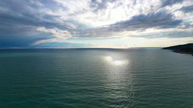 Обломки беспилотников повредили танкер и нефтеналивной терминал в Туапсе - Sochi24.tv – сочинский городской интернет-портал, 02.11.2025