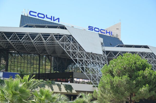 Ночью в аэропорту Сочи вводились ограничения из-за угрозы атаки БПЛА - Sochi24.tv – сочинский городской интернет-портал, 02.11.2025