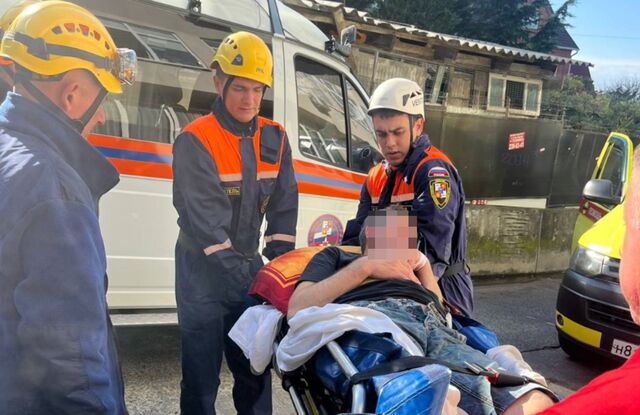 Две истории спасения: в Сочи помогли тяжелобольному и маломобильному гражданину - Sochi24.tv – сочинский городской интернет-портал, 07.11.2025