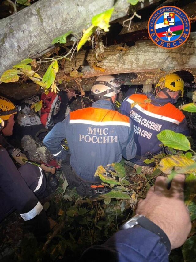 Спасатели Сочи отправились на поиски туриста: у него открылось сильное кровотечение - Sochi24.tv – сочинский городской интернет-портал, 09.11.2025
