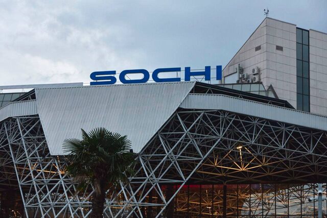 Аэропорты Сочи и Геленджика возобновили полноценную работу после остановки - Sochi24.tv – сочинский городской интернет-портал, 19.11.2025