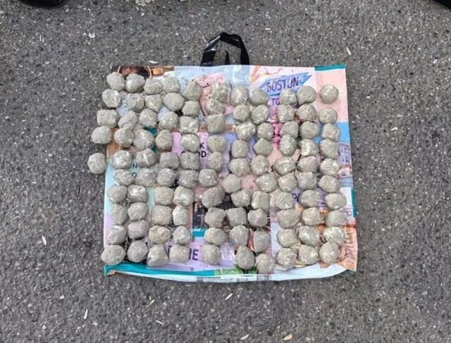 Уроженца Сочи задержали за перевозку 2764 капсул прегабалина - Sochi24.tv – сочинский городской интернет-портал, 19.11.2025