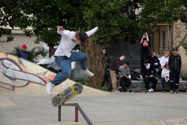 В Сочи состоялся фестиваль современного искусства и уличных культур - Sochi24.tv – сочинский городской интернет-портал, 29.03.2026
