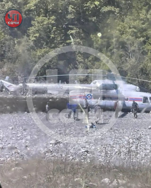 Аварийная посадка вертолёта в Лазаревском районе Сочи: мотор отказал, люди не пострадали - Sochi24.tv – сочинский городской интернет-портал, 22.08.2026