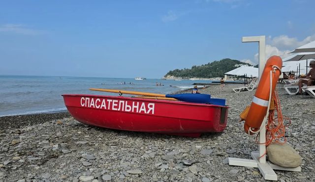 В Хостинском районе Сочи приводят в порядок пляжную инфраструктуру и обновляют схемы укрытий - Sochi24.tv – сочинский городской интернет-портал, 25.08.2026