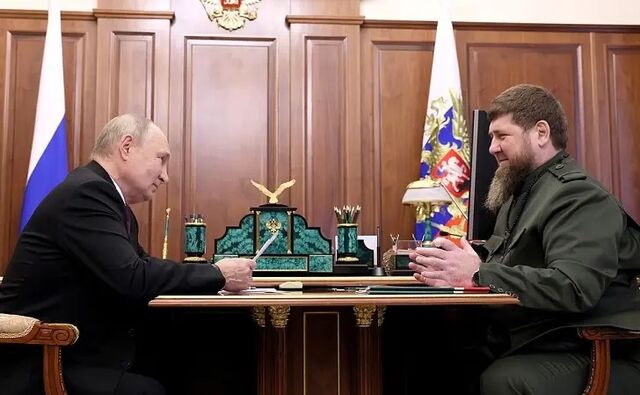 "Приказ выполняю!": Кадыров об итогах встречи с Путиным по поводу отставки - Пруфы.рф , 08.05.2025