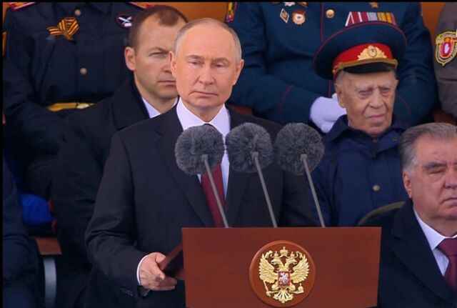 Президент РФ Владимир Путин открыл Парад Победы вступительной речью - Пруфы.рф , 09.05.2025