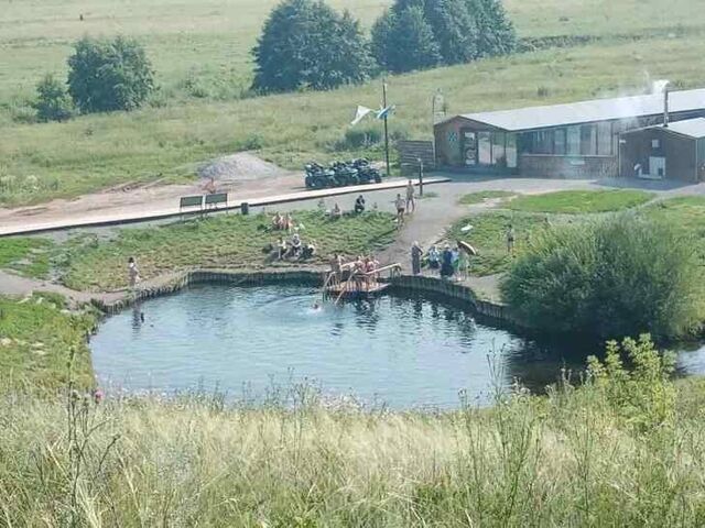 Туристка посетила казанские Мальдивы и сравнила с уфимской купелью алкашей и богачей - Пруфы.рф , 03.11.2025