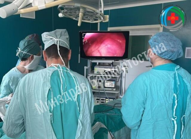 Обычный ужин едва не обернулся трагедией: в Уфе мальчику резко стало плохо после еды, и его увезли врачи - Пруфы.рф , 13.11.2025