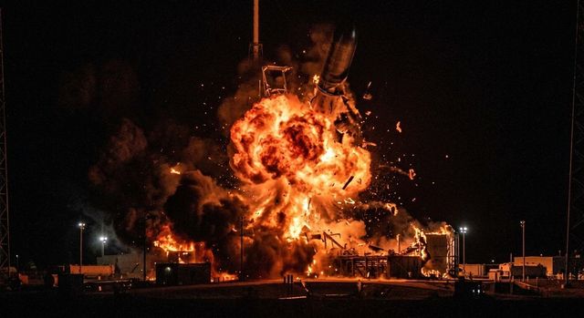 Взрыв ракеты New Glenn Безоса оказался мощнее аварии на Чернобыльской АЭС — ученые Взрыв ракеты New Glenn Безоса оказался мощнее аварии на Чернобыльской АЭС — ученые - Пруфы.рф , 06.09.2026